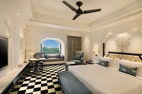 Aurika Hotels