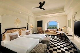 Aurika Hotels