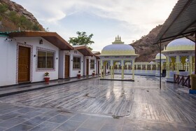 Badigarh Palace Resort