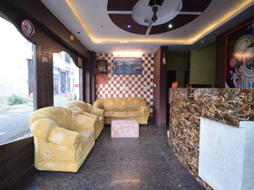 Hotel Blue Mountain by OYO Rooms