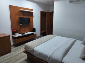 Hotel Brij Palace & Restaurant
