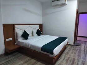 Hotel Brij Palace & Restaurant