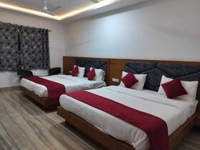 Hotel Brij Palace & Restaurant