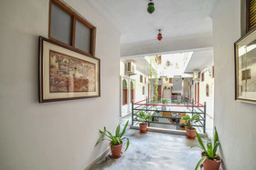 Hotel Devraj Niwas