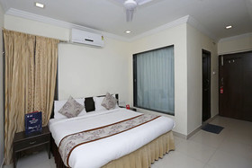 Hotel Golden Wings