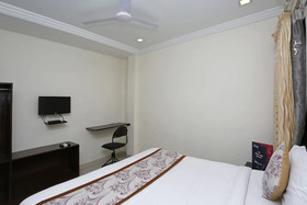 Hotel Golden Wings