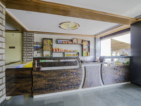 Hotel Jai Hind By OYO Rooms