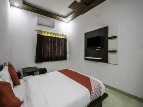 Hotel Jai Hind By OYO Rooms