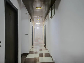 Hotel Jai Hind By OYO Rooms