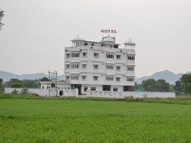 Hotel JMD Palace
