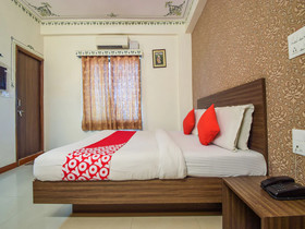 Hotel King Mansion By OYO Rooms