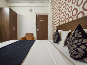 Hotel King Mansion By OYO Rooms