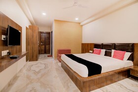 Hotel Krishnaraj by OYO Rooms