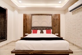Hotel Krishnaraj by OYO Rooms