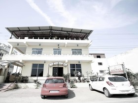 Hotel Manwar