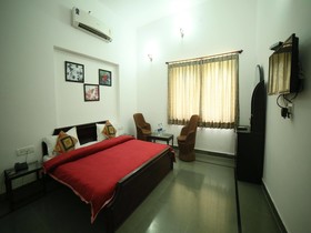 Hotel Manwar