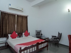 Hotel Manwar by OYO Rooms