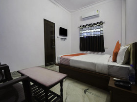 Hotel Moonlight By OYO Rooms
