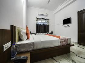 Hotel Moonlight By OYO Rooms