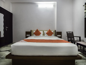 Hotel Moonlight By OYO Rooms
