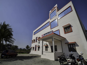 Hotel Moonlight By OYO Rooms