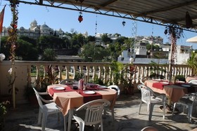 Hotel Pannadhay Palace