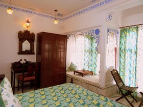 Hotel Pichola Haveli