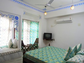 Hotel Pichola Haveli