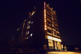 Hotel Sparkle Inn