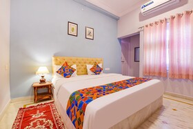 Hotel The Castle Homestay I By FabHotels