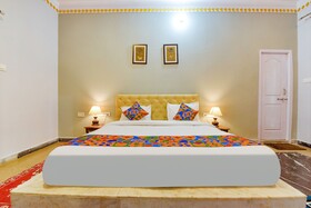 Hotel The Castle Homestay I By FabHotels