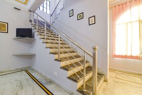 Hotel The Castle Homestay I By FabHotels