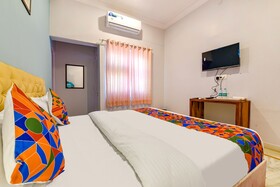 Hotel The Castle Homestay I By FabHotels