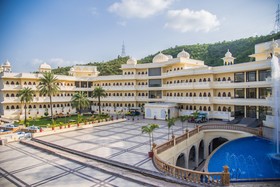 Labh Garh Palace
