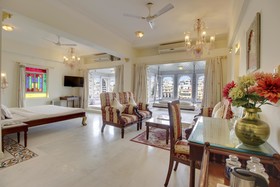 Lake Pichola Hotel