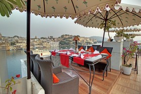 Lake Pichola Hotel
