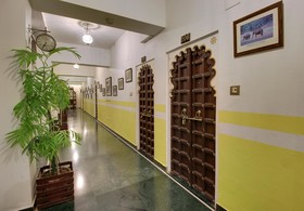 Lake Pichola Hotel