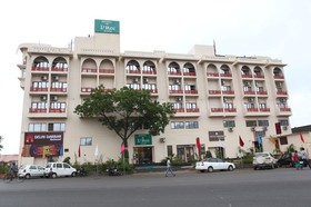 Le ROI Udaipur Hotel