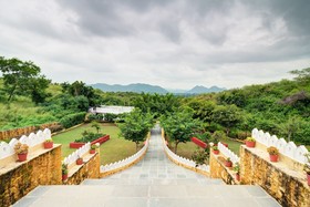 Mewar Mansion by Vista Rooms