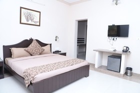 Mewar Mansion by Vista Rooms