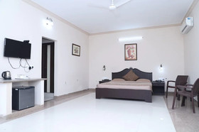 Mewar Mansion by Vista Rooms
