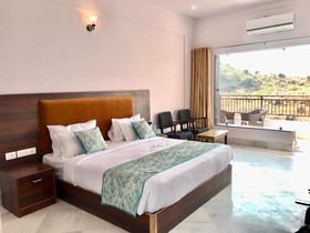 Mewar Palace Resort Udaipur