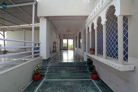 OYO 10206 Home Modern Stay Near Fateh Sagar