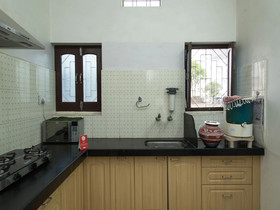 OYO 13273 Home Luxury Stay Airport Road