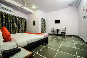 OYO 18608 The Haveli