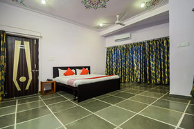 OYO 18608 The Haveli
