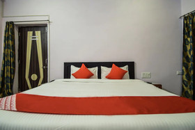OYO 18608 The Haveli