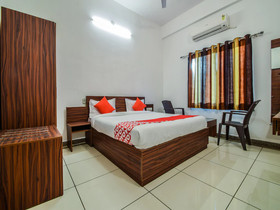 OYO 23381 Hotel Sagar Ratna