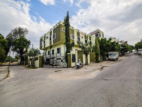 OYO 23381 Hotel Sagar Ratna