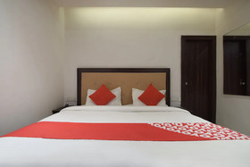 OYO 24923 Rani Palace